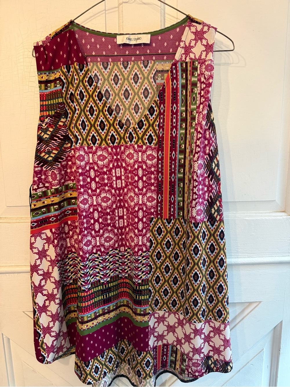 JONES STUDIO Magenta Patchwork Sleeveless Tunic.